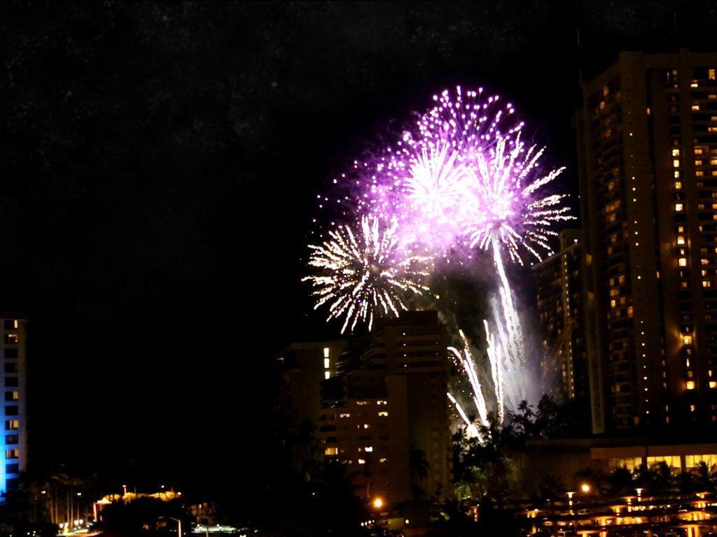 Ocean And City View Vacation Rental Suite At Luana Waikiki Honolulu Exterior photo